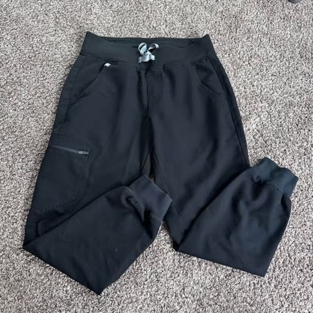 Figs black jogger scrub pants